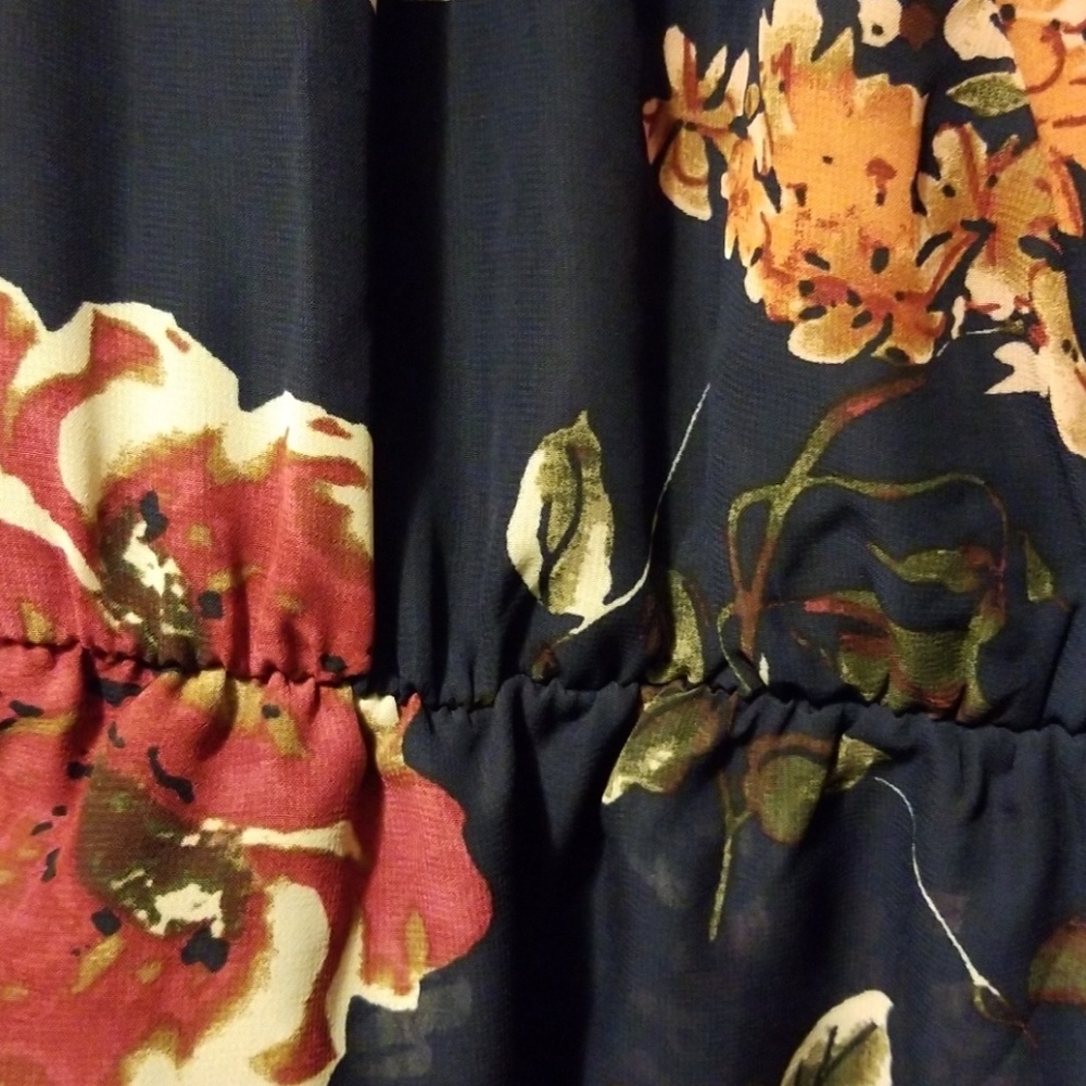 NWT Lulu's Floral Dress - Picture 6 of 7